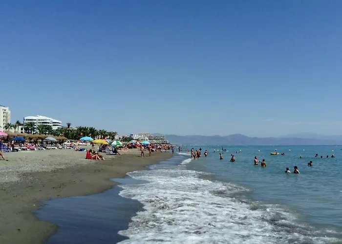 Atico Carihuela-parking Gratis-wifi Apartmán Torremolinos